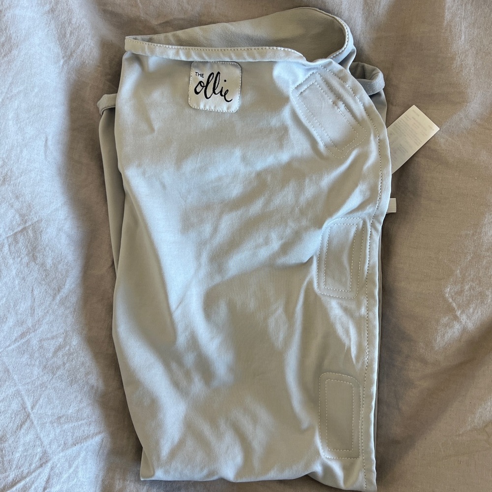 Gray ollie swaddle - excellent condition